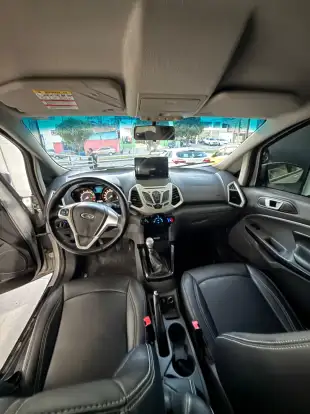 FORD-ECOSPORT-2012