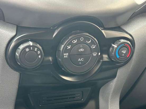 FORD-ECOSPORT-2016