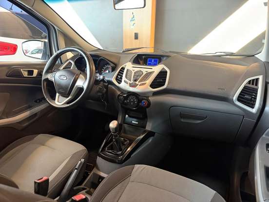 FORD-ECOSPORT-2013