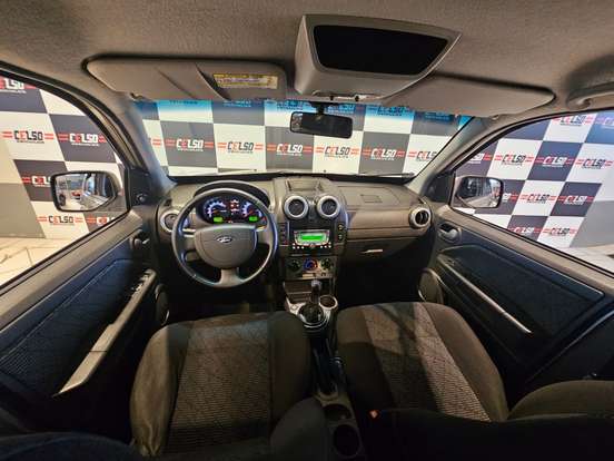 FORD-ECOSPORT-2011