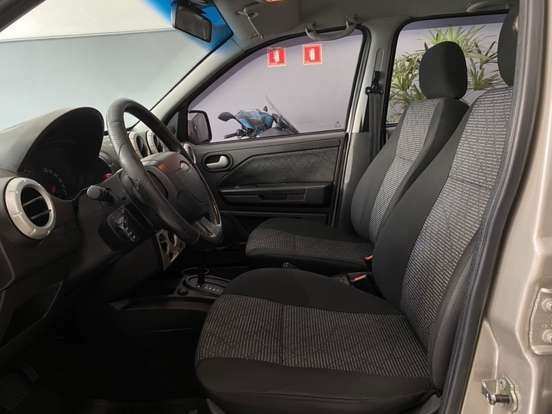 FORD-ECOSPORT-2012