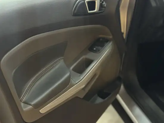 FORD-ECOSPORT-2014