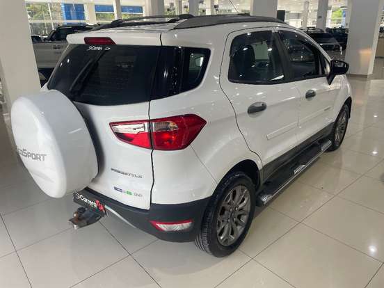 FORD-ECOSPORT-2015