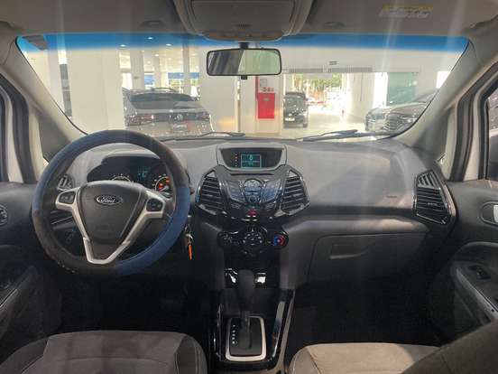 FORD-ECOSPORT-2015