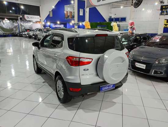 FORD-ECOSPORT-2015