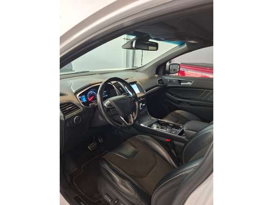 FORD-EDGE-2018