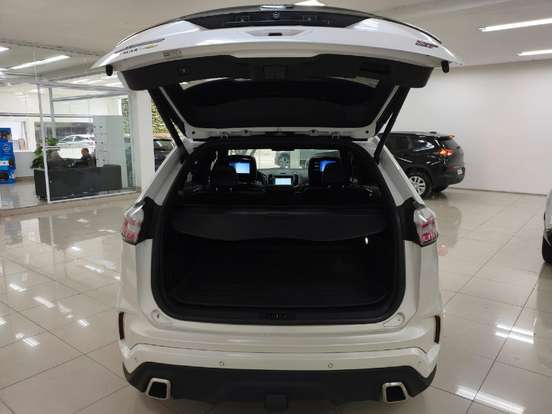 FORD-EDGE-2018
