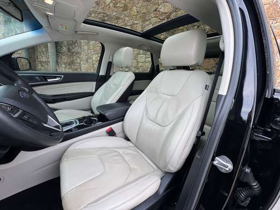 FORD-EDGE-2016
