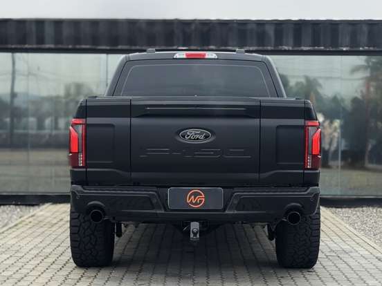 FORD-F-150-5.0 V8 GASOLINA CD LARIAT FX4 AUTOMÁTICO FORD-F-150-2025