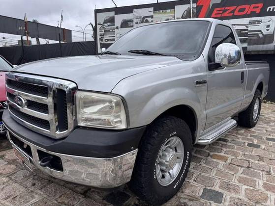 FORD F-250 3.9 XLT 4X2 CS DIESEL 2P MANUAL