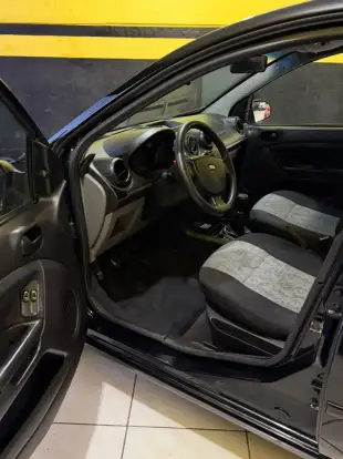 FORD-FIESTA-2007