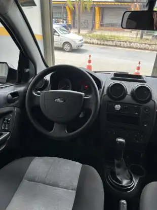 FORD-FIESTA-2013