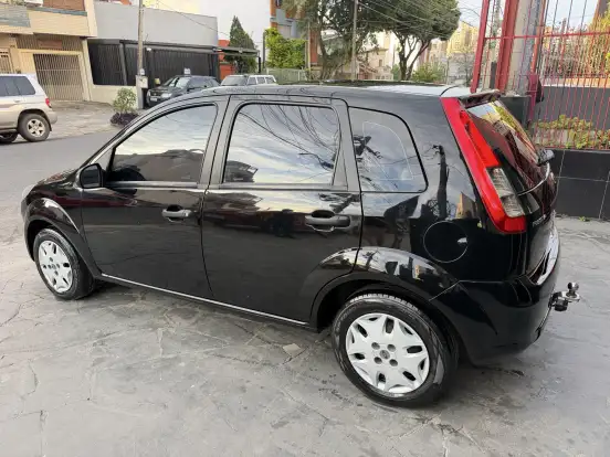 FORD-FIESTA-2011