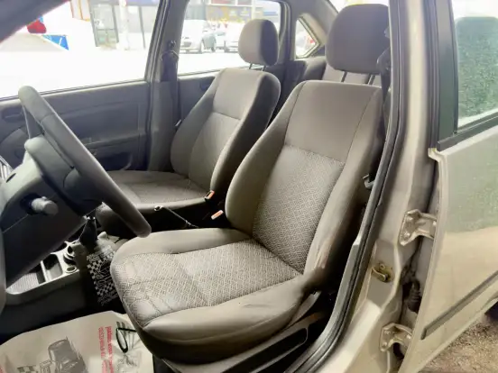 FORD-FIESTA-2007