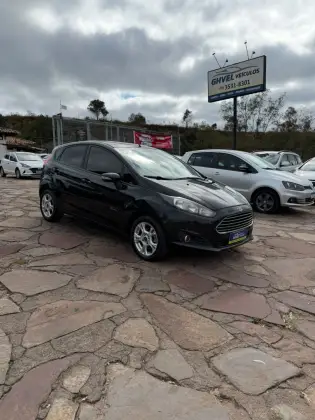 FORD FIESTA 1.6 TITANIUM HATCH 16V FLEX 4P POWERSHIFT
