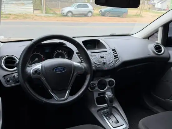 FORD-FIESTA-1.6 TITANIUM HATCH 16V FLEX 4P POWERSHIFT FORD-FIESTA-2015