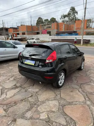 FORD-FIESTA-2015