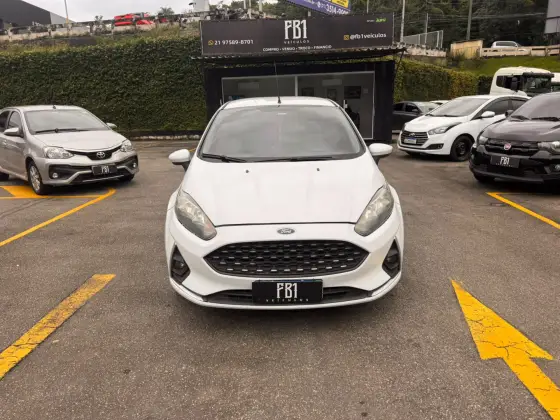 FORD FIESTA 1.6 TI-VCT FLEX SE MANUAL