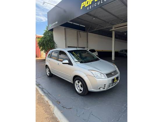 FORD FIESTA 1.0 MPI CLASS HATCH 8V FLEX 4P MANUAL