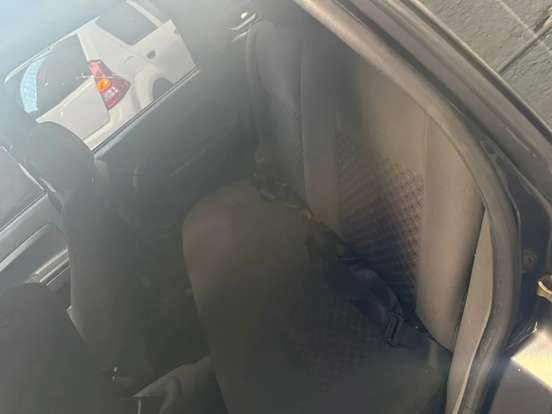 FORD-FIESTA-1.0 MPI PERSONNALITÉ 8V GASOLINA 4P MANUAL FORD-FIESTA-2007