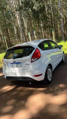 FORD-FIESTA-2014