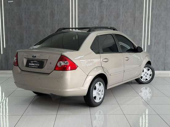 FORD-FIESTA-1.6 MPI CLASS SEDAN 8V FLEX 4P MANUAL FORD-FIESTA-2008