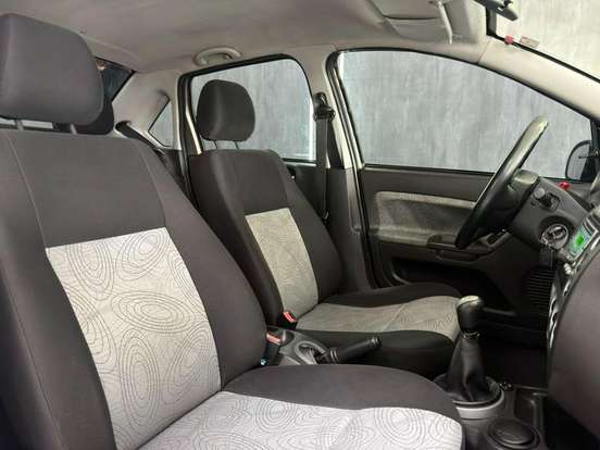 FORD-FIESTA-2008