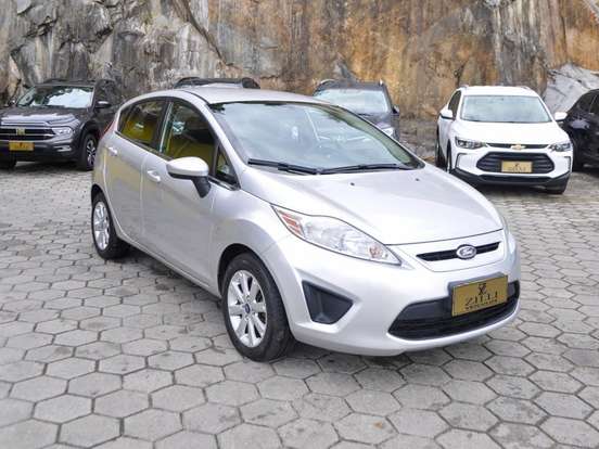 FORD-FIESTA-1.6 SE HATCH 16V FLEX 4P MANUAL FORD-FIESTA-2012