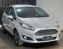 FORD FIESTA 1.6 SE HATCH 16V FLEX 4P POWERSHIFT FORD FIESTA 1.6 SE HATCH 16V FLEX 4P POWERSHIFT
