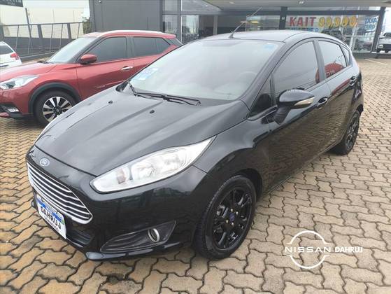 FORD FIESTA 1.6 SE HATCH 16V FLEX 4P POWERSHIFT