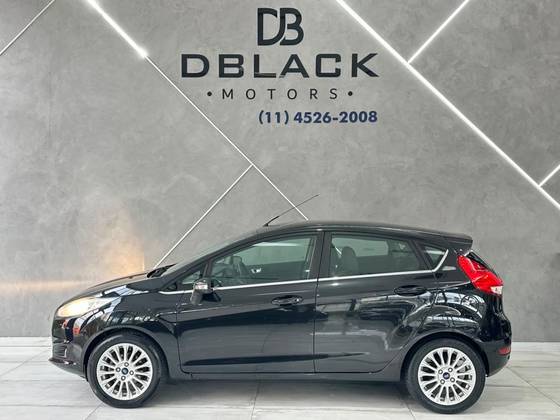 FORD FIESTA 1.6 TITANIUM PLUS HATCH 16V FLEX 4P POWERSHIFT