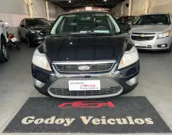 FORD FOCUS 1.6 GLX 16V FLEX 4P MANUAL FORD FOCUS 1.6 GLX 16V FLEX 4P MANUAL