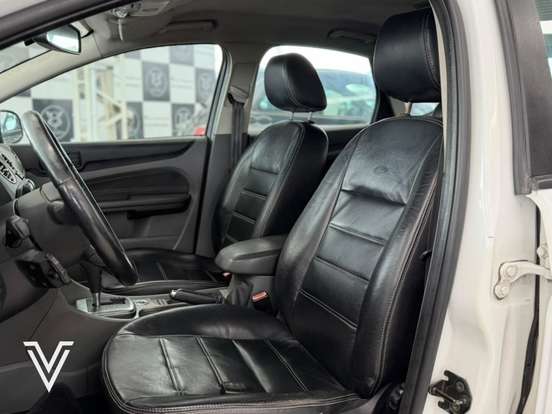 FORD-FOCUS-1.6 GL 16V FLEX 4P MANUAL FORD-FOCUS-2012