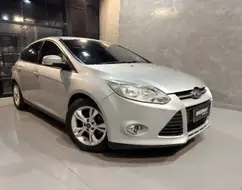 FORD FOCUS 1.6 SE 16V FLEX 4P POWERSHIFT FORD FOCUS 1.6 SE 16V FLEX 4P POWERSHIFT