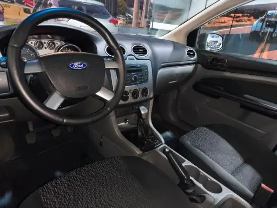 FORD-FOCUS-2.0 GLX SEDAN 16V FLEX 4P MANUAL FORD-FOCUS-2011