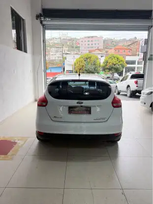 FORD-FOCUS-2015