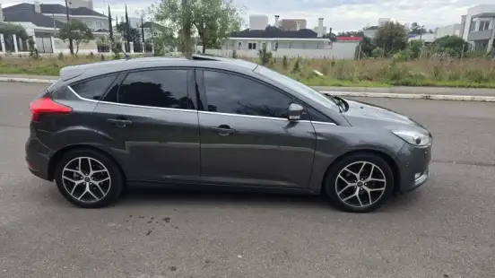 FORD-FOCUS-2016