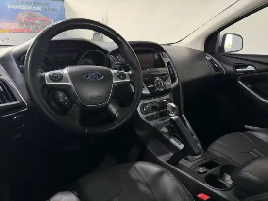 FORD-FOCUS-2014
