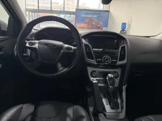 FORD-FOCUS-2.0 TITANIUM PLUS 16V FLEX 4P POWERSHIFT FORD-FOCUS-2014