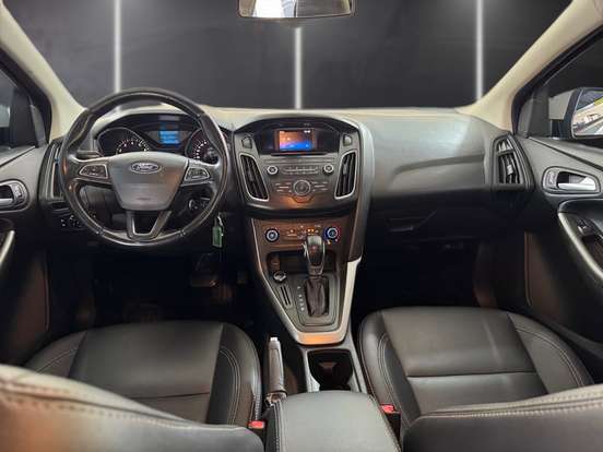 FORD-FOCUS-2018
