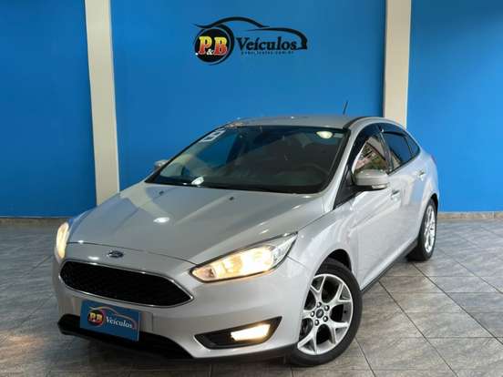 FORD-FOCUS-2018