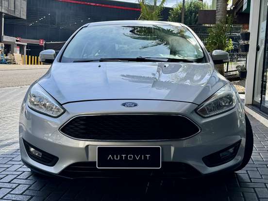 FORD-FOCUS-2018