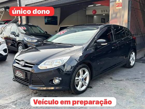 FORD FOCUS 2.0 SE 16V FLEX 4P POWERSHIFT