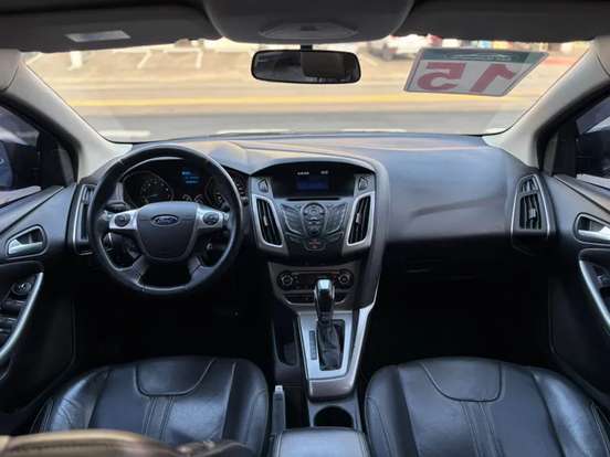 FORD-FOCUS-2014