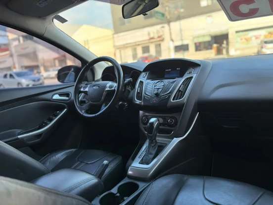 FORD-FOCUS-2014