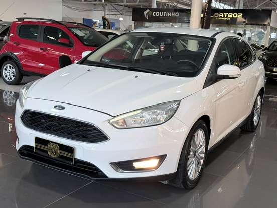 FORD-FOCUS-2.0 SE FASTBACK 16V FLEX 4P POWERSHIFT FORD-FOCUS-2016