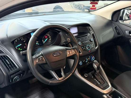 FORD-FOCUS-2016
