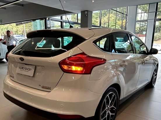 FORD-FOCUS-2.0 TITANIUM PLUS SEDAN 16V FLEX 4P POWERSHIFT FORD-FOCUS-2015