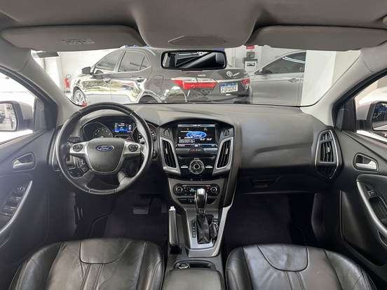 FORD-FOCUS-2.0 TITANIUM SEDAN 16V FLEX 4P POWERSHIFT FORD-FOCUS-2014