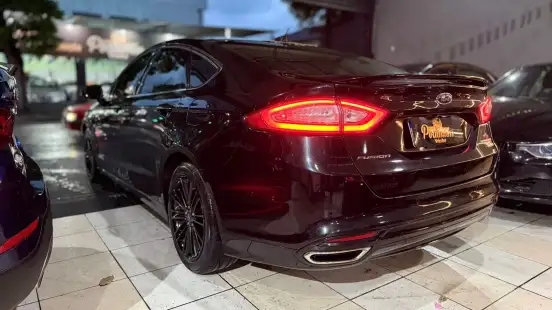 FORD-FUSION-2014